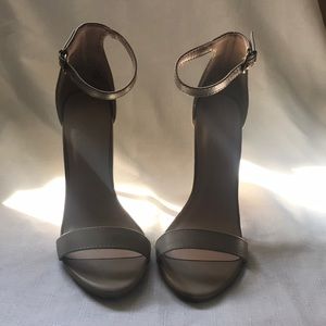 Sexy nude 4.5” strappy heel